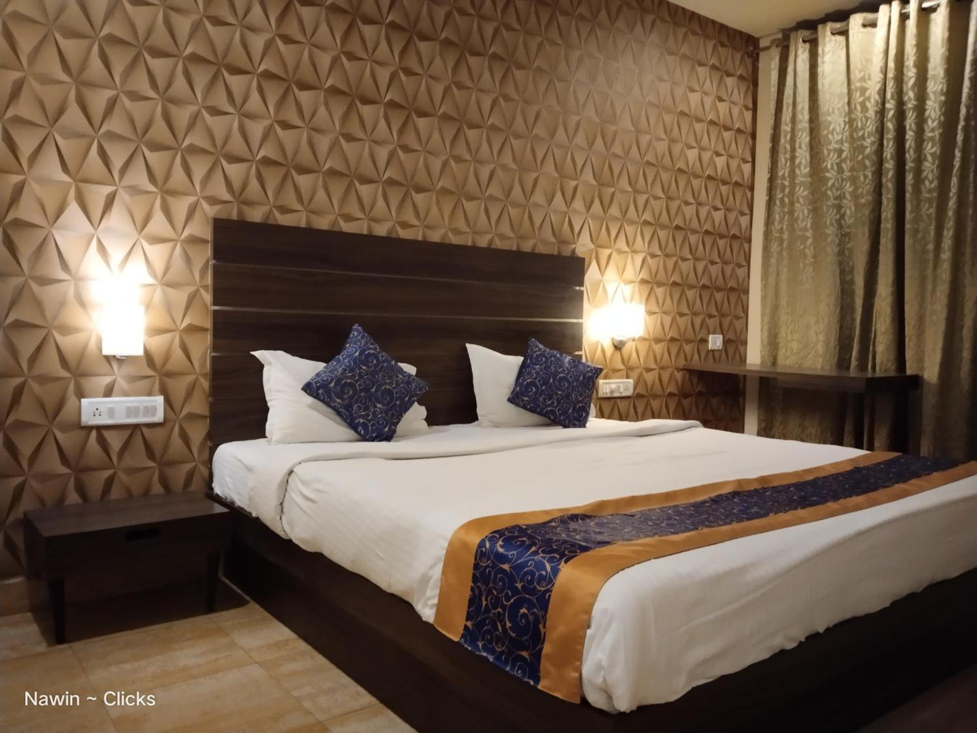 Redfox Hotel- Aminjikarai Chennai Exterior photo
